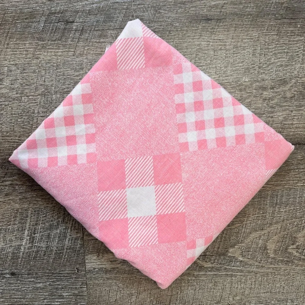 LAST HALF YARD, Vintage Fabric Pink check‎